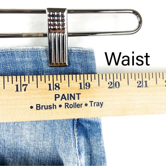 Torrid Cropped Jeans size 18R Medium Wash - Picture 7 of 11